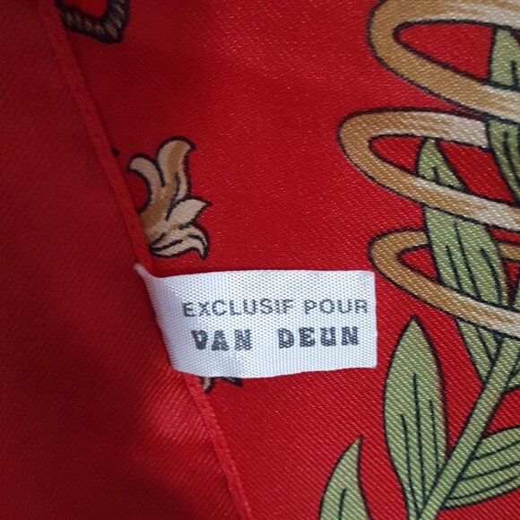 Vintage Van Deun Souvenir Square Scarf Map Of Belgium Castles Monuments Red Made - Picture 9 of 10